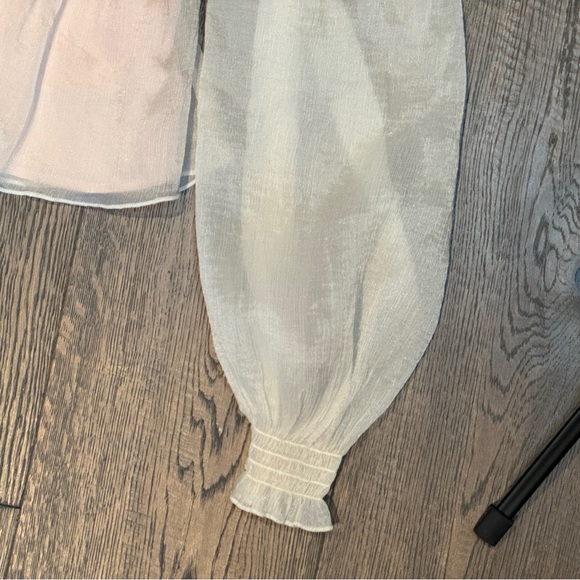 House of Harlow 1960 X REVOLVE Burna Blouse Cream Sz M Romantic Flouncy Coquette - Picture 7 of 16